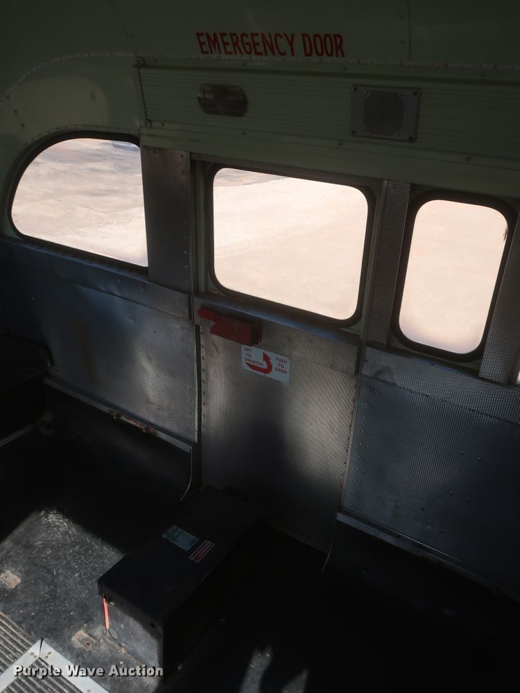 image for item HK9658 1978 Crown Supercoach A-426-11  bus