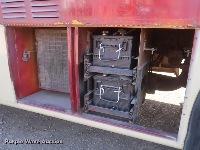 image for item HK9658 1978 Crown Supercoach A-426-11  bus