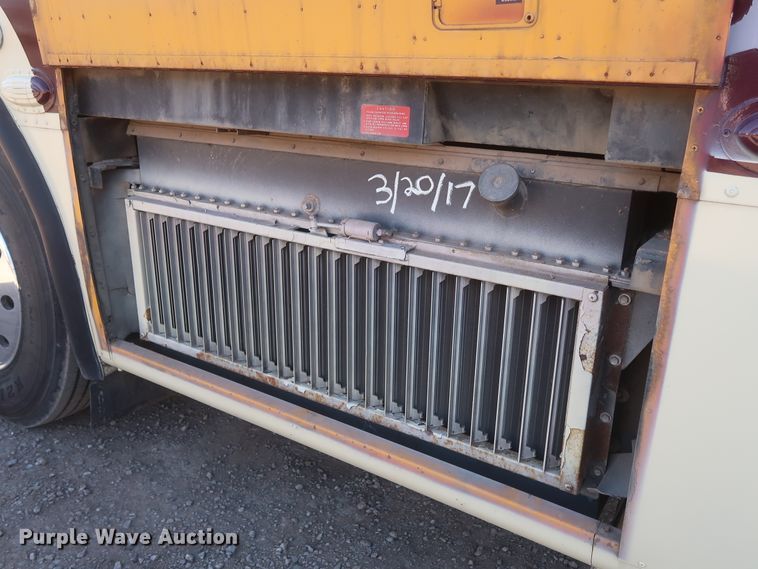 image for item HK9658 1978 Crown Supercoach A-426-11  bus