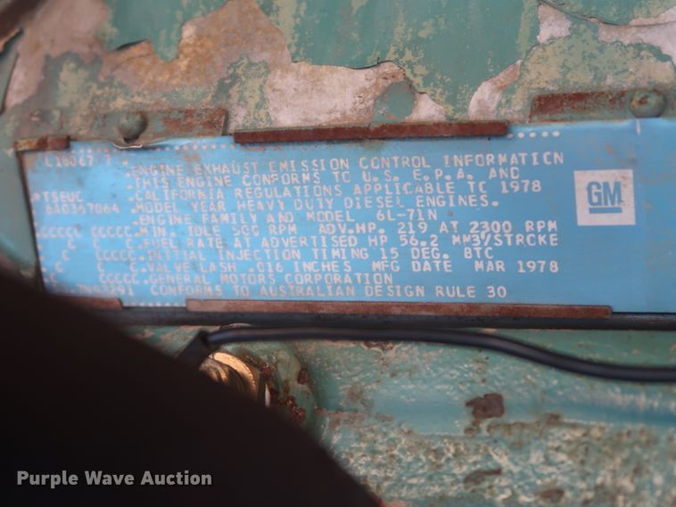 image for item HK9658 1978 Crown Supercoach A-426-11  bus