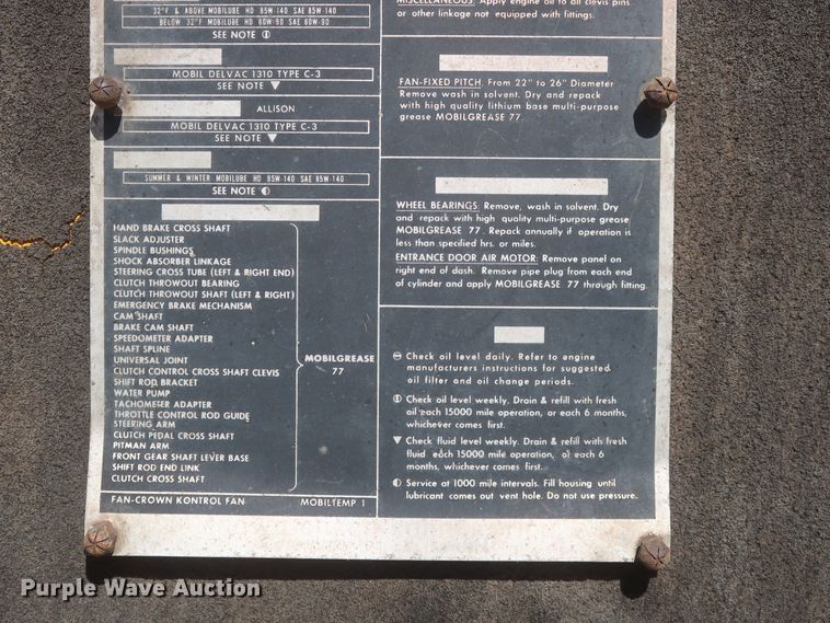 image for item HK9658 1978 Crown Supercoach A-426-11  bus