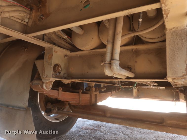 image for item HK9658 1978 Crown Supercoach A-426-11  bus