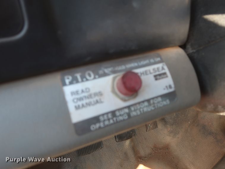 image for item HK9679 2004 Ford F650 Super Duty XL  truck cab and chassis