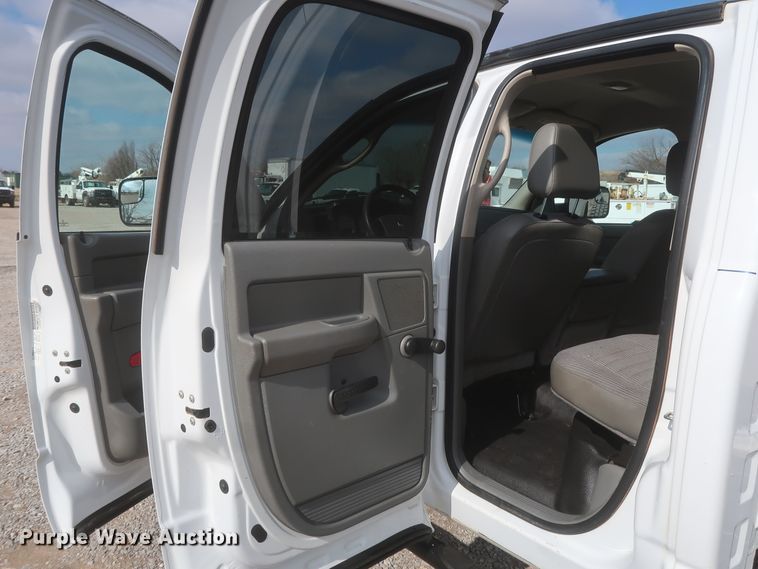 image for item HK9692 2009 Dodge Ram 4500HD  truck cab and chassis