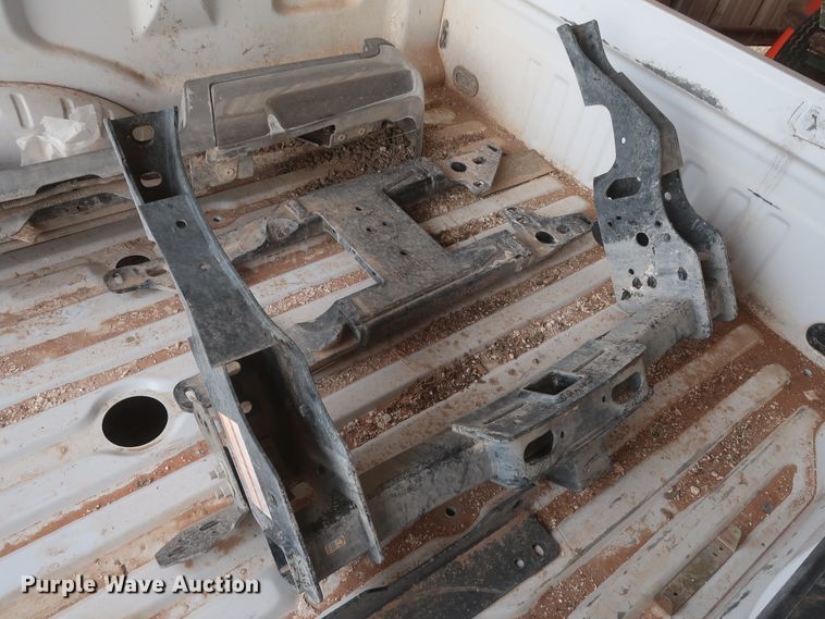 image for item HK9696 Ford F450 pickup truck bed