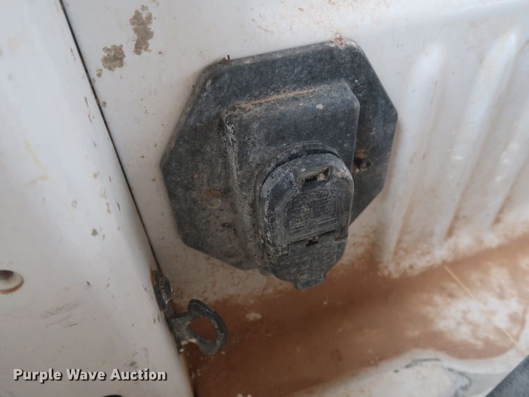 image for item HK9696 Ford F450 pickup truck bed