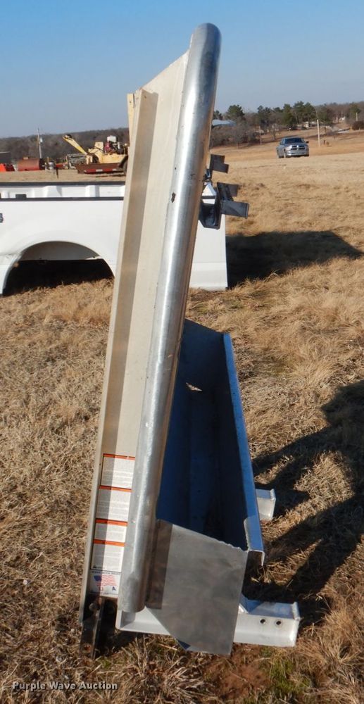 image for item HL9328 Merritt Dynalight aluminum headache rack