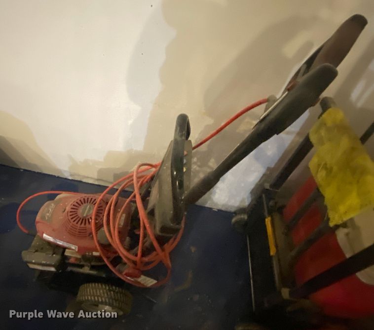 image for item HR9386 Troy-Bilt 020641  pressure washer