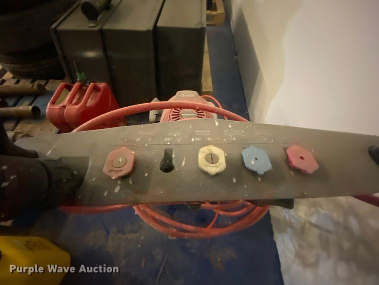 image for item HR9386 Troy-Bilt 020641  pressure washer