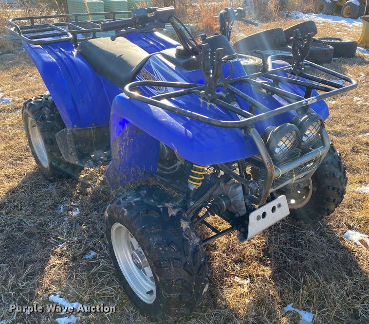 image for item HR9413 1995 Yamaha Wolverine  ATV