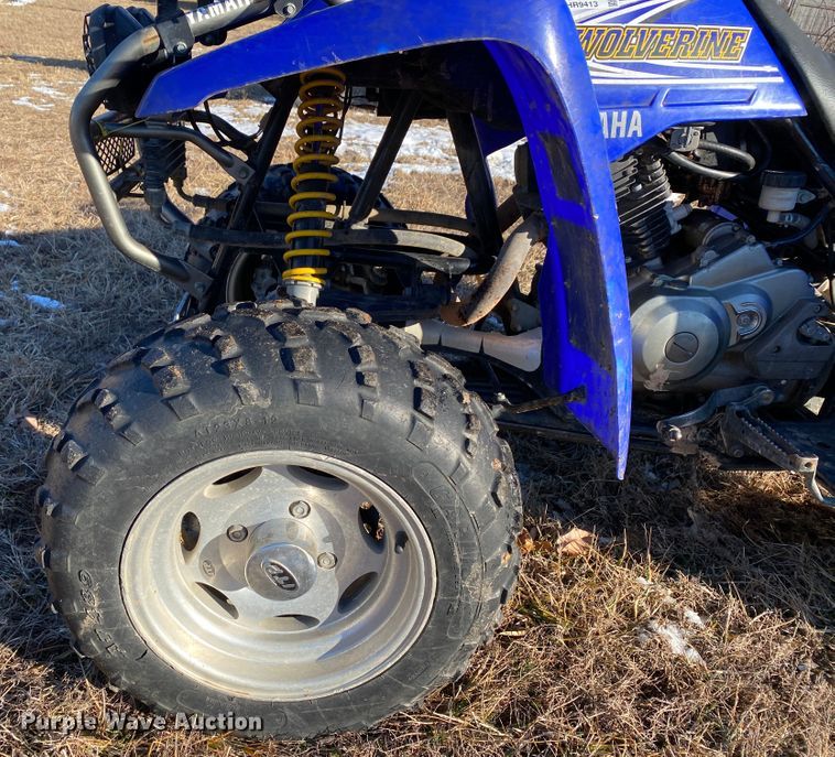 image for item HR9413 1995 Yamaha Wolverine  ATV