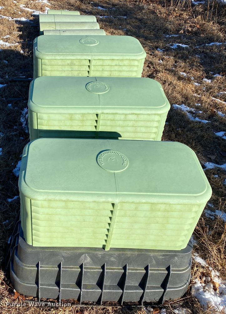 image for item HR9414 (12) communication pedestals