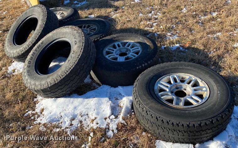 image for item HR9415 (6) tires