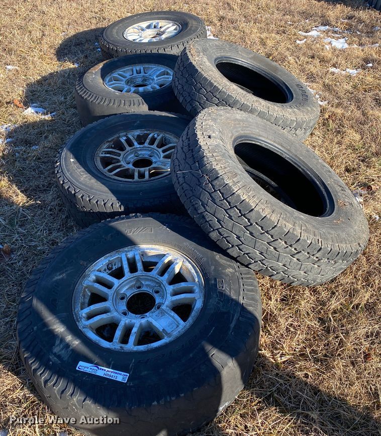 image for item HR9415 (6) tires