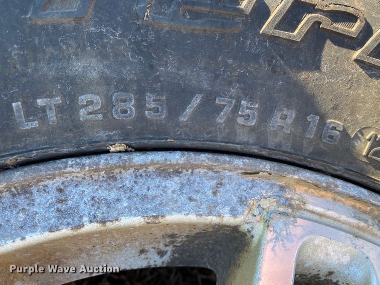 image for item HR9415 (6) tires