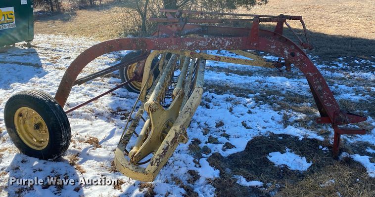 image for item HR9419 New Holland 55 hay rake
