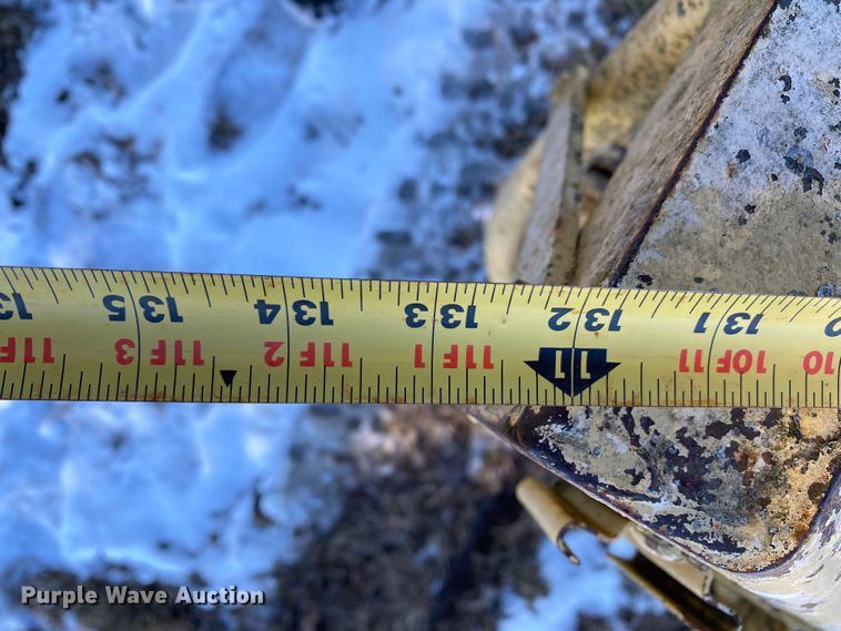 image for item HR9419 New Holland 55 hay rake