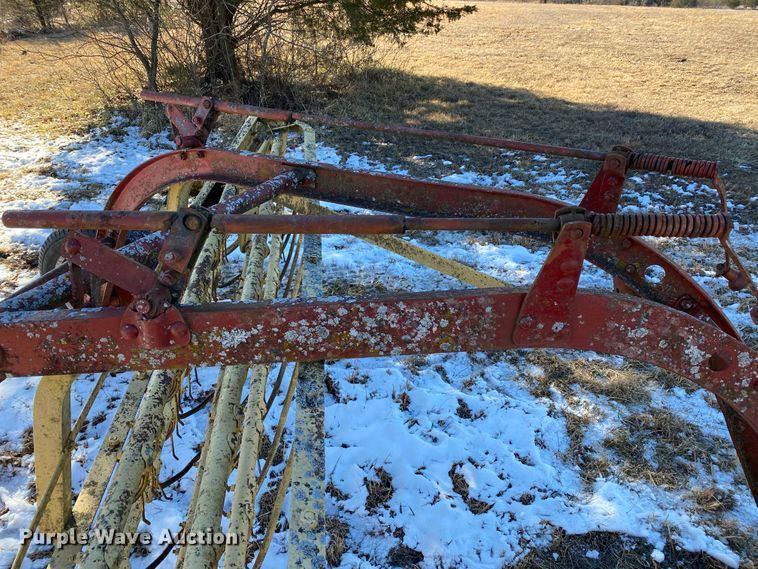 image for item HR9419 New Holland 55 hay rake