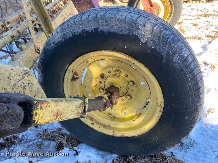 image for item HR9419 New Holland 55 hay rake