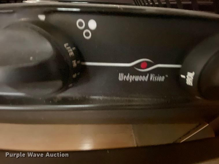 image for item HR9426 2004 International Workhorse Intruder  RV