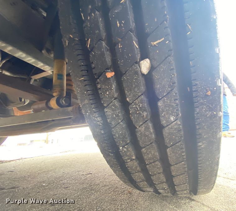 image for item HR9426 2004 International Workhorse Intruder  RV