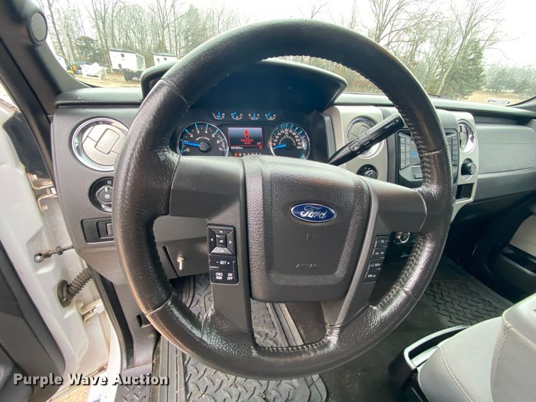 image for item HR9437 2014 Ford F150  SuperCrew pickup truck