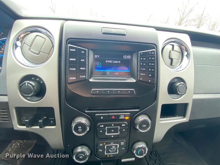 image for item HR9437 2014 Ford F150  SuperCrew pickup truck