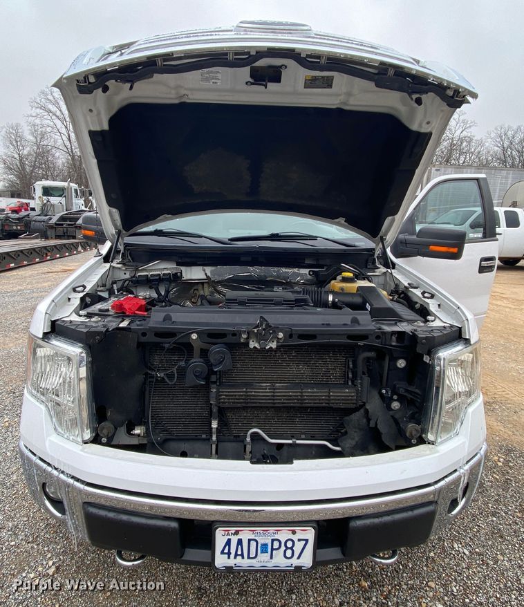 image for item HR9437 2014 Ford F150  SuperCrew pickup truck