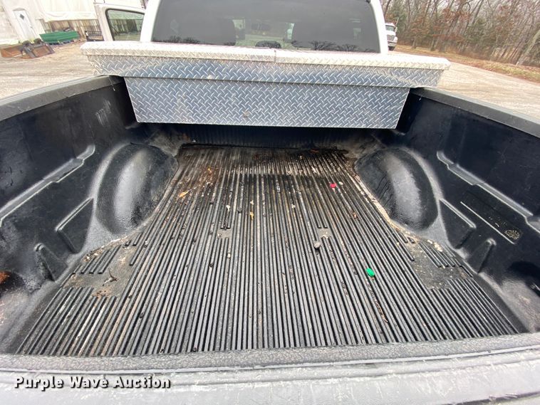 image for item HR9437 2014 Ford F150  SuperCrew pickup truck