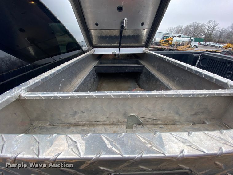 image for item HR9437 2014 Ford F150  SuperCrew pickup truck