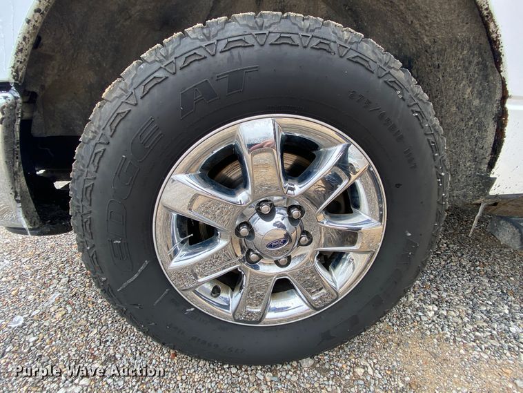 image for item HR9437 2014 Ford F150  SuperCrew pickup truck