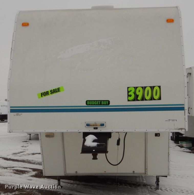 image for item HS9855 1998 Fleetwood Prowler  camper