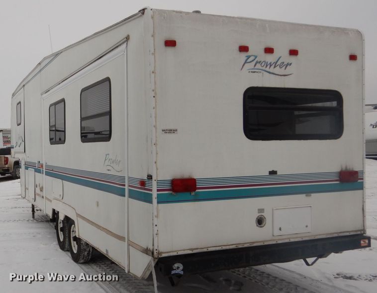 image for item HS9855 1998 Fleetwood Prowler  camper