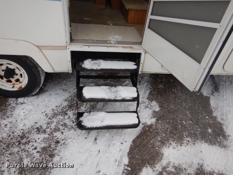 image for item HS9855 1998 Fleetwood Prowler  camper