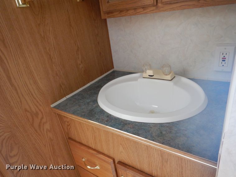 image for item HS9855 1998 Fleetwood Prowler  camper