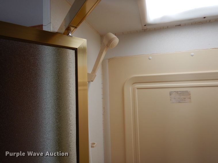 image for item HS9855 1998 Fleetwood Prowler  camper