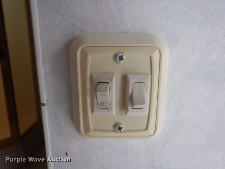 image for item HS9855 1998 Fleetwood Prowler  camper