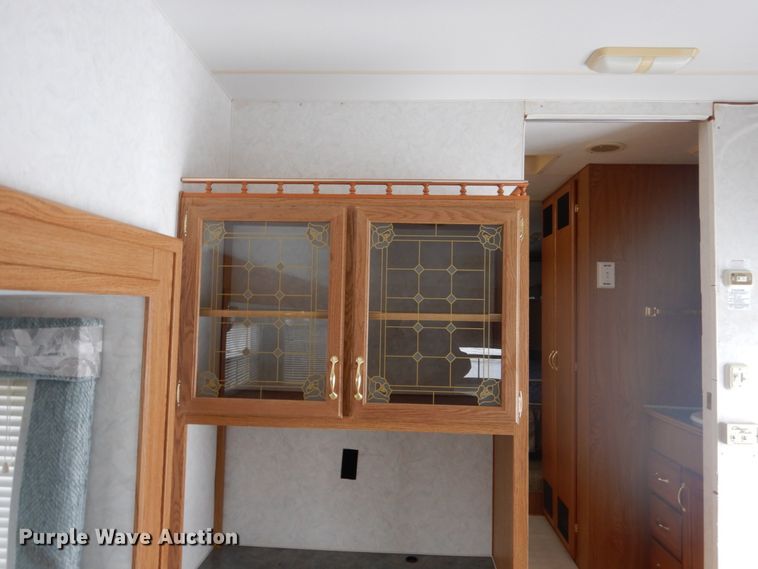 image for item HS9855 1998 Fleetwood Prowler  camper