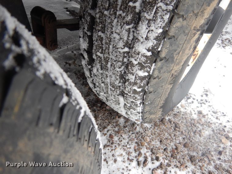 image for item HS9855 1998 Fleetwood Prowler  camper