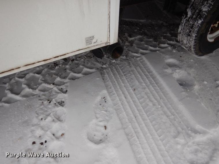 image for item HS9855 1998 Fleetwood Prowler  camper