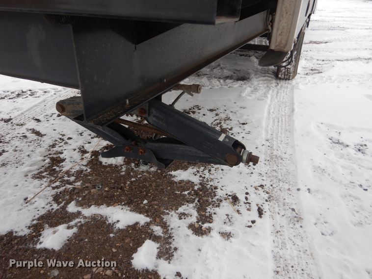 image for item HS9857 2014 CrossRoads Zinger  camper