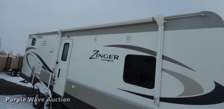 image for item HS9857 2014 CrossRoads Zinger  camper