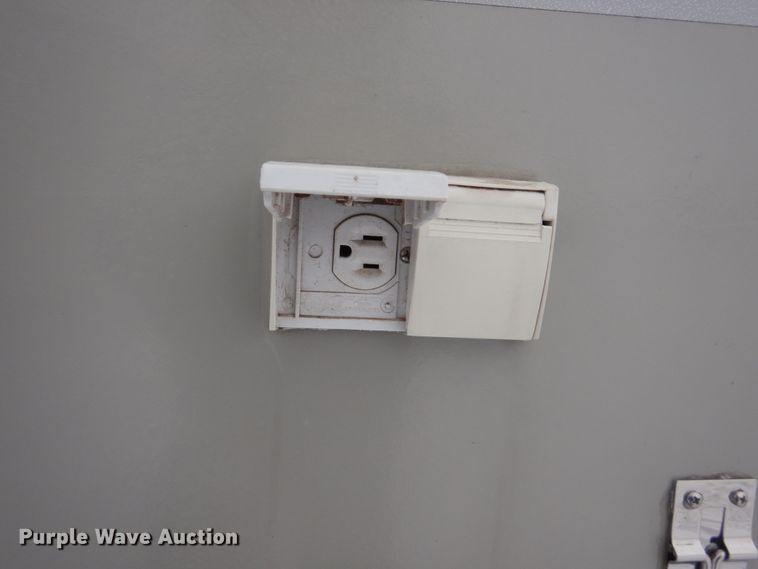 image for item HS9857 2014 CrossRoads Zinger  camper