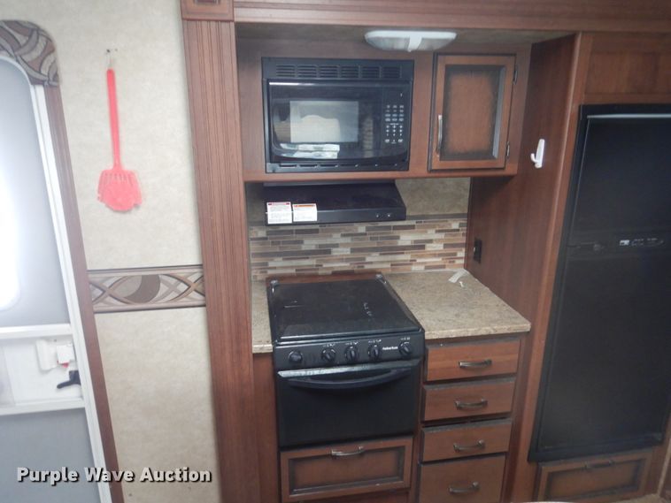 image for item HS9857 2014 CrossRoads Zinger  camper