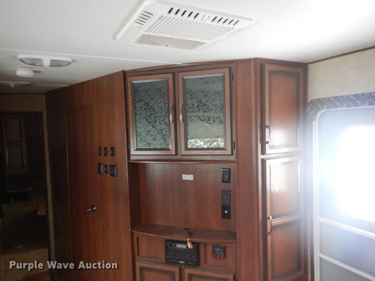 image for item HS9857 2014 CrossRoads Zinger  camper