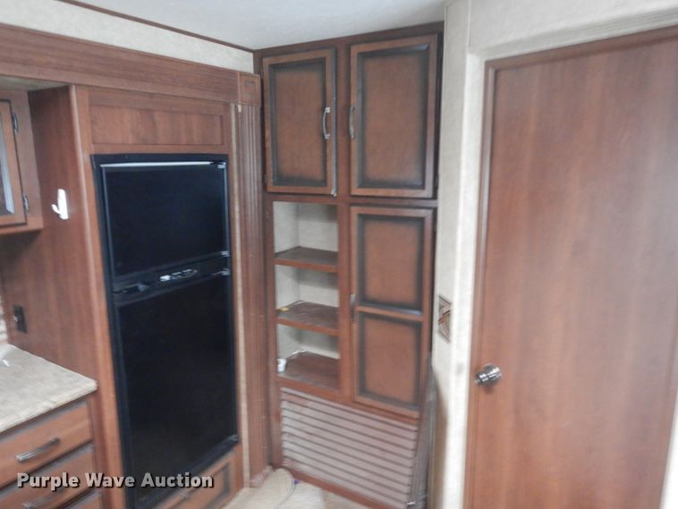 image for item HS9857 2014 CrossRoads Zinger  camper