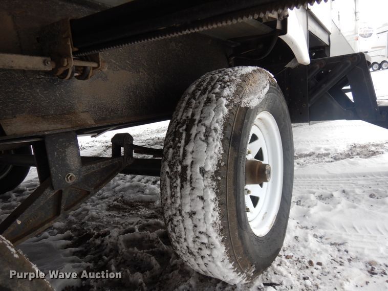 image for item HS9857 2014 CrossRoads Zinger  camper