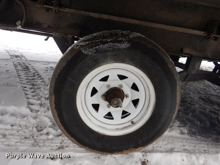 image for item HS9857 2014 CrossRoads Zinger  camper