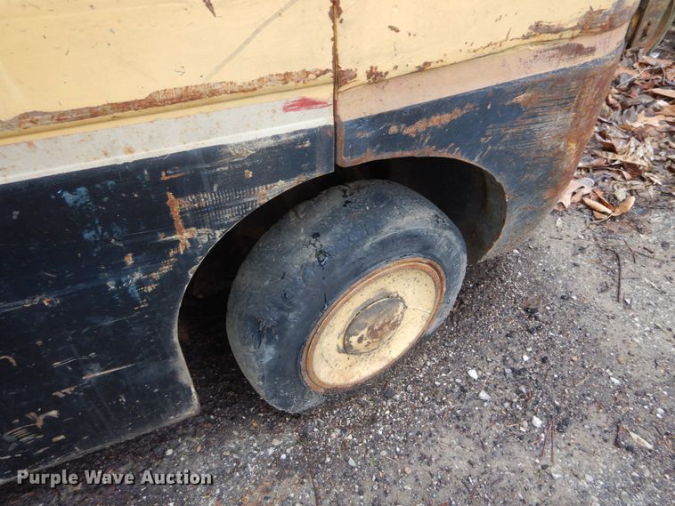 image for item HV9623 Hyster Spacesaver 30  forklift