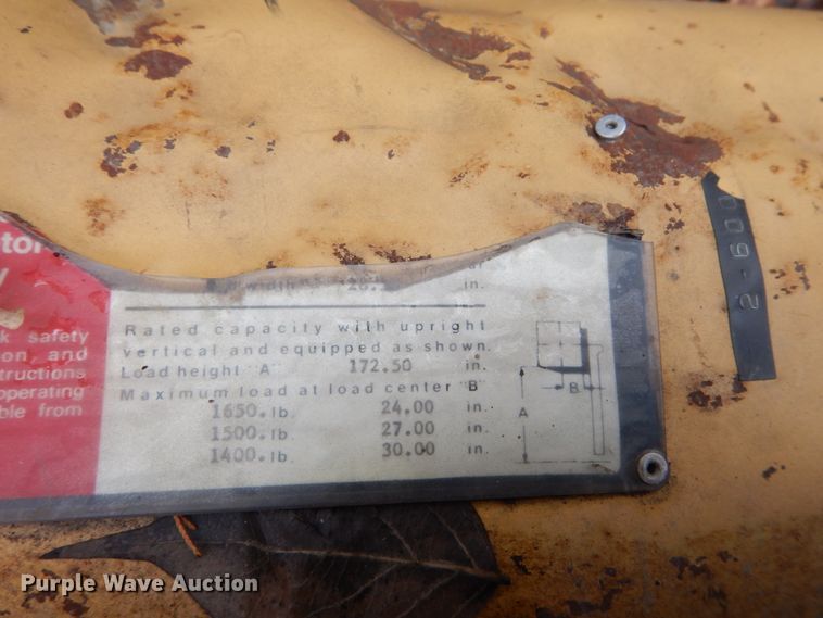 image for item HV9623 Hyster Spacesaver 30  forklift